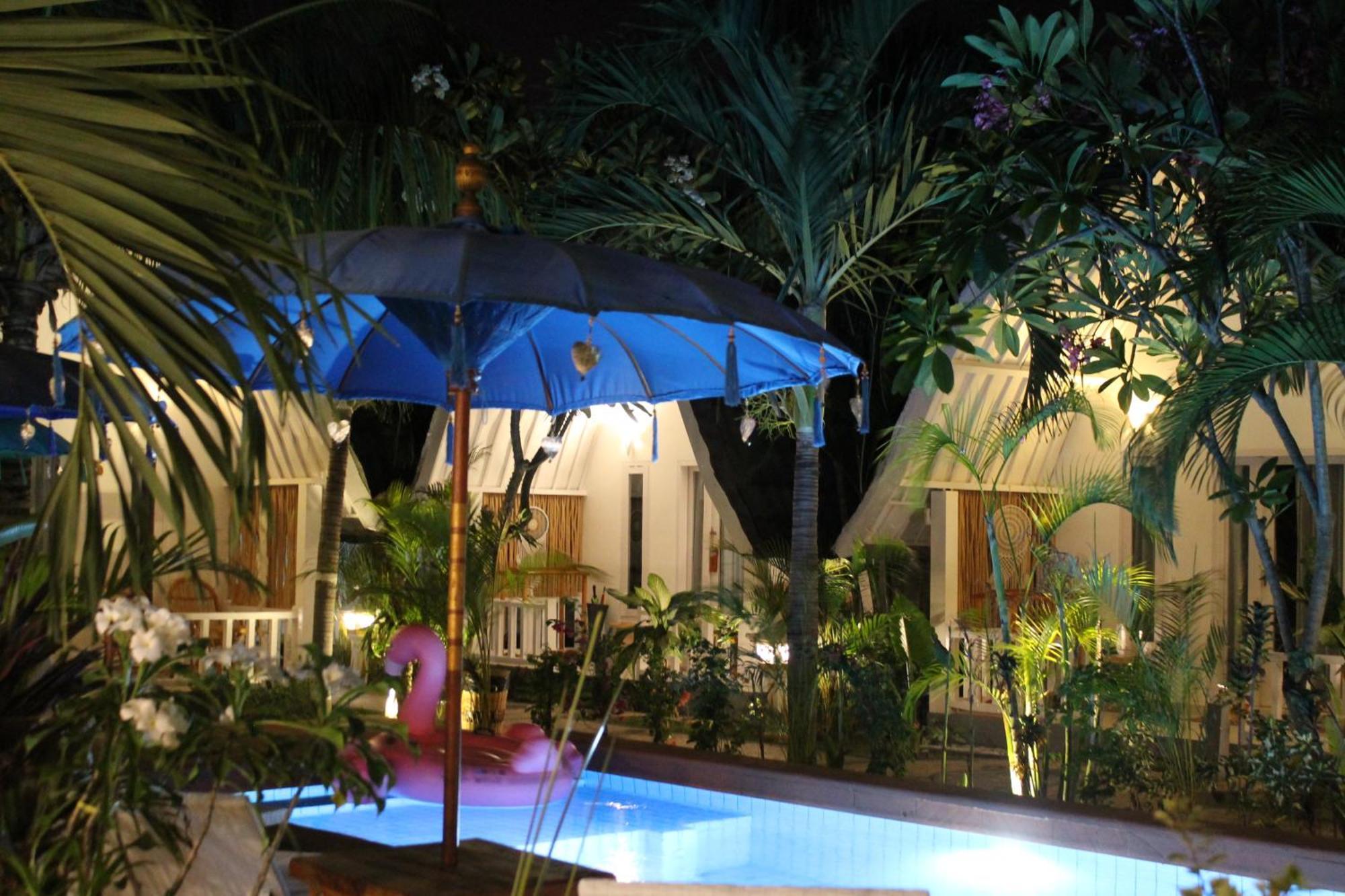 New Balengku Dua Hotel - Adults Only Гілі-Аїр Екстер'єр фото