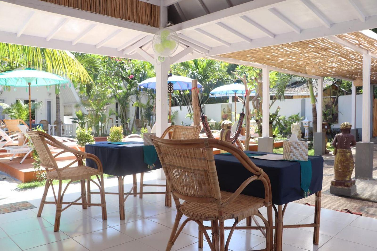 New Balengku Dua Hotel - Adults Only Гілі-Аїр Екстер'єр фото